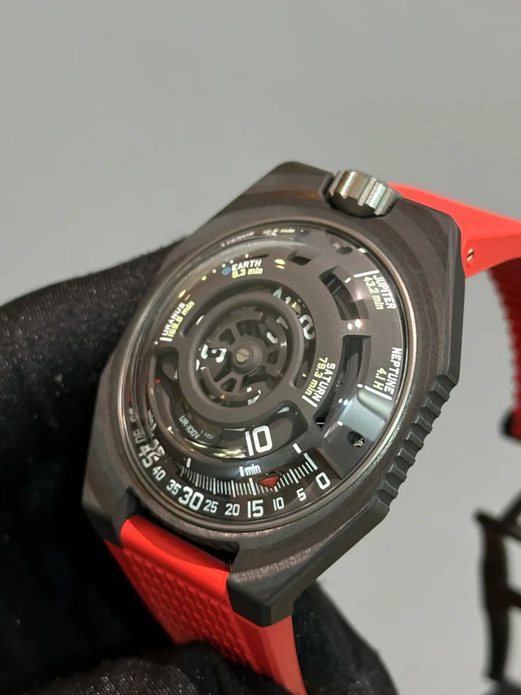 Urwerk UR-100V LIGHTSPEED LE
